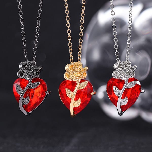 Punk Rose Love Necklace Fashion Personality Heart-shaped Clavicle Chain Pendant Necklace For Valentine's Day